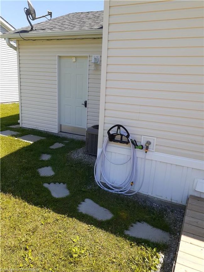 7 Forest Lane, House other with 3 bedrooms, 2 bathrooms and 3 parking in Nanticoke ON | Image 13
