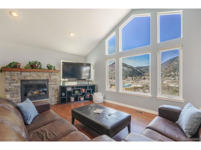 113 Oakdale Dr, House other with 3 bedrooms, 3 bathrooms and null parking in Palmer Lake CO | Image 8