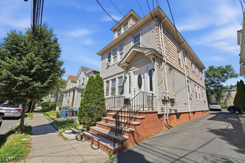 Residential Income in Elizabeth City 2