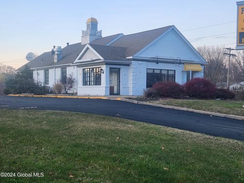 9 Troy Rd, East Greenbush, NY, 12061-1607 | Card Image
