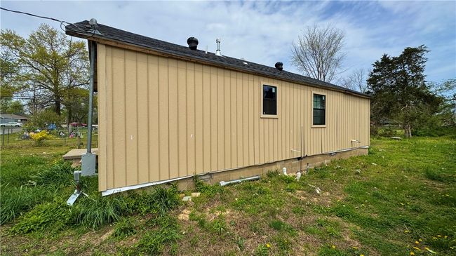 1021 S B St, House other with 2 bedrooms, 2 bathrooms and null parking in Rogers AR | Image 8