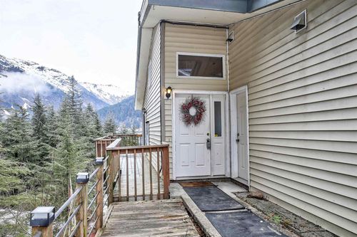2961 Simpson Avenue, Juneau, AK, 99801 | Card Image