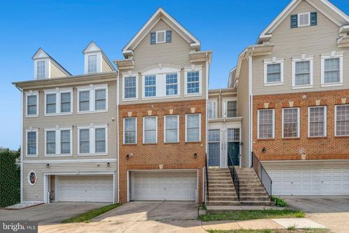 12703 Gartney Ln, BRISTOW, VA, 20136-2584 | Card Image