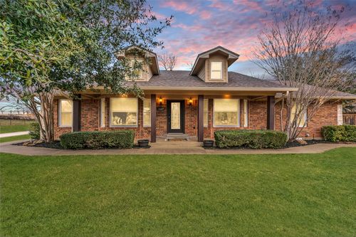 9807 Ravenswood Rd, Granbury, TX, 76049-4531 | Card Image