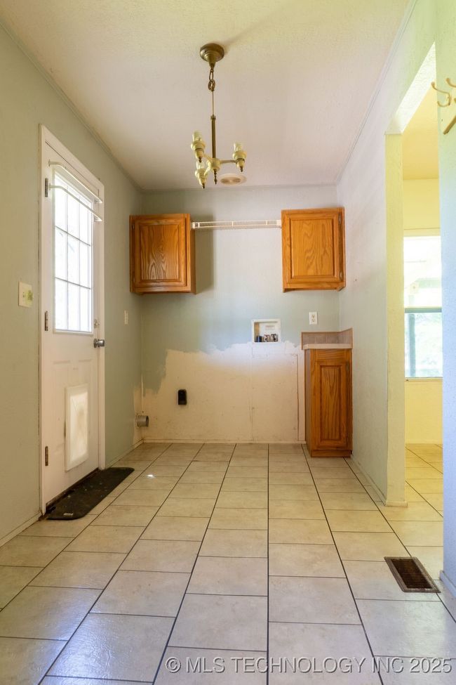 1575 Maple St, House other with 3 bedrooms, 2 bathrooms and null parking in Grant OK | Image 15