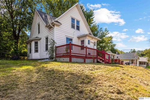 4215 Camden Ave, Omaha, NE, 68111-1832 | Card Image