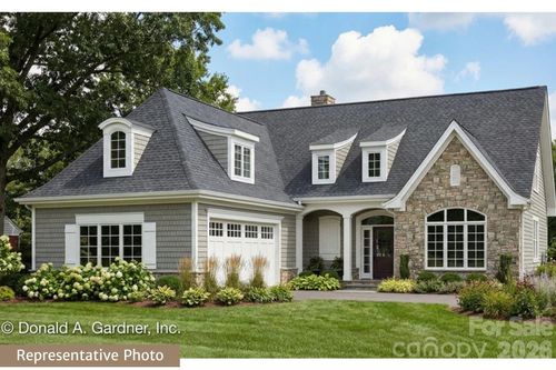 320 Downing Dr, Kings Mountain, NC, 28086-2606 | Card Image