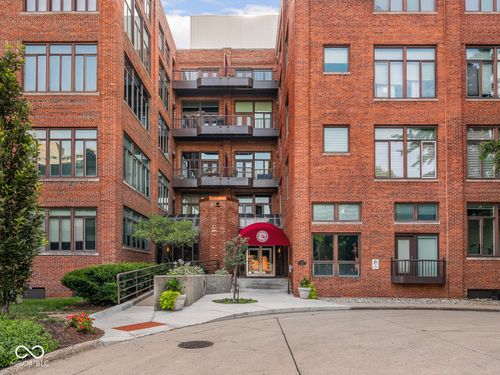 106-430 Park Ave, Indianapolis, IN, 46202-3677 | Card Image