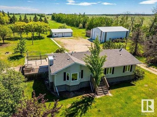 49441 Range Road 275, Calmar, AB, T0C0V0 | Card Image