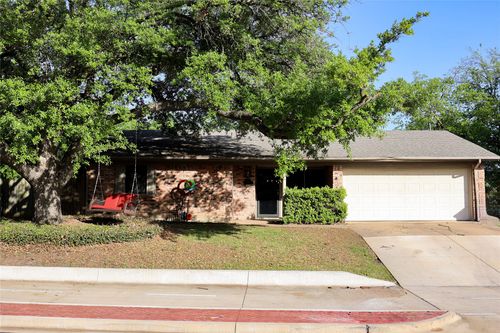 532 Irene St, Burleson, TX, 76028-5845 | Card Image