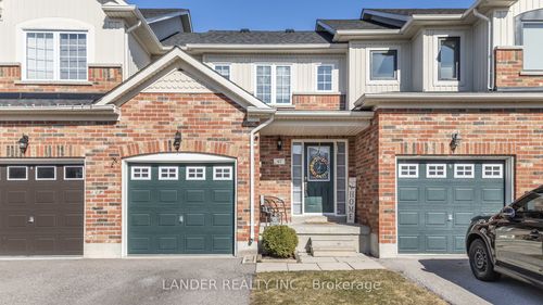 47 Hammill Hts, Mount Albert, ON, L0G1M0 | Card Image