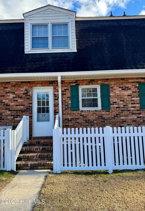 apt-19-6000 River Rd, Washington, NC, 27889-7396 | Card Image