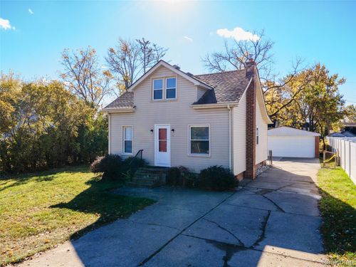 71 Cloveridge Dr, Troy, MI, 48084-5410 | Card Image