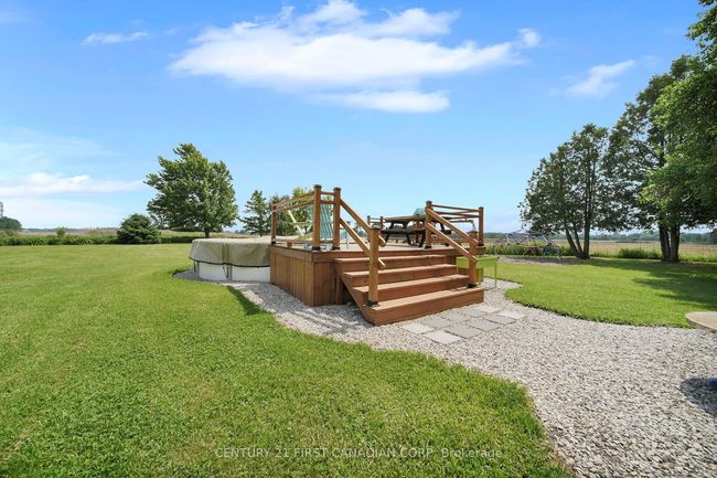 24631 Stalker Line, House other with 3 bedrooms, 2 bathrooms and 10 parking in West Elgin ON | Image 38