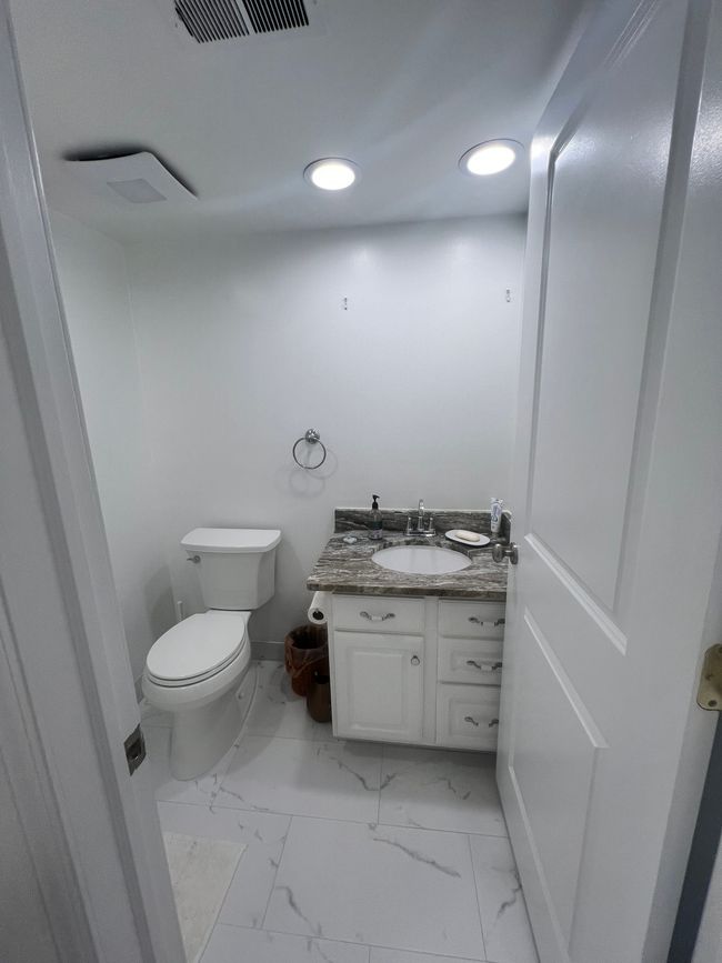 Second Bath | Image 25