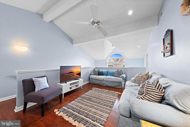 APT-8S - 420 8 Th St, Townhouse with 4 bedrooms, 2 bathrooms and null parking in BEACH HAVEN NJ | Image 18