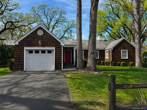 658 Shore Acres Dr, Mamaroneck, NY, 10543-4011 | Card Image