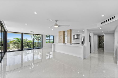 apt-b1c-5480 N Ocean Dr, Riviera Beach, FL, 33404-2517 | Card Image