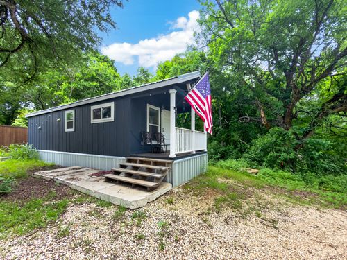 761 Paxton Rd, Gunter, TX, 75058-3123 | Card Image