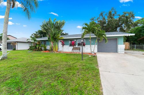 543 Se Calmoso Dr, Port St. Lucie, FL, 34983-2117 | Card Image