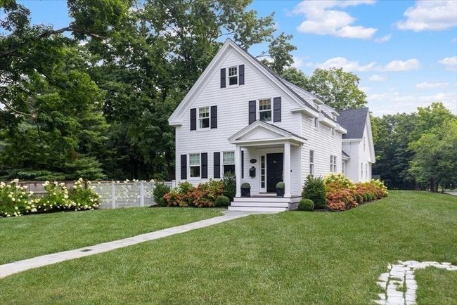 1040 Main St, House other with 3 bedrooms, 3 bathrooms and 6 parking in Hingham MA | Image 34