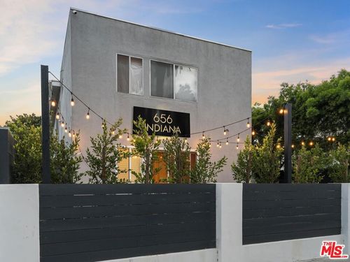 2-656 Indiana Ave, Venice, CA, 90291-3022 | Card Image
