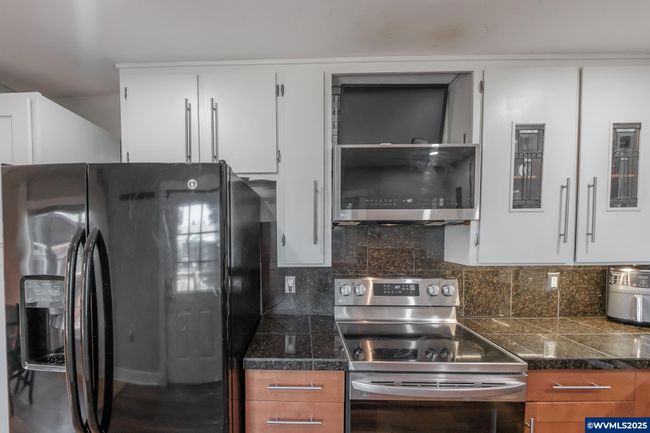 409 28 Th Ave Se, House other with 3 bedrooms, 2 bathrooms and null parking in Albany OR | Image 16
