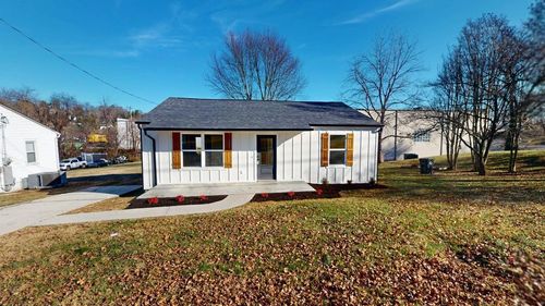 408 Walters Dr, Morristown, TN, 37814-3368 | Card Image