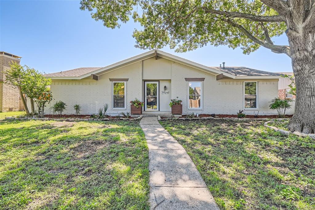 2030 Glenwick Lane, For Sale in Garland Zoocasa