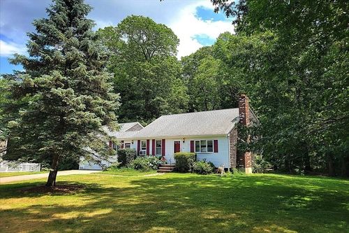 136 Bernard Cir, Abington, MA, 02351-1293 | Card Image