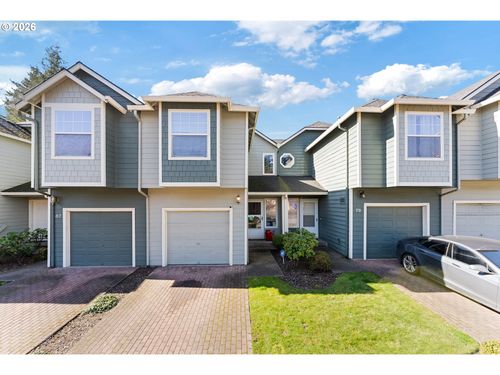 83 Se 176th Pl, Portland, OR, 97233-4511 | Card Image