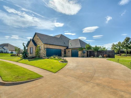 10001 Cascina Dr, Yukon, OK, 73099-8890 | Card Image