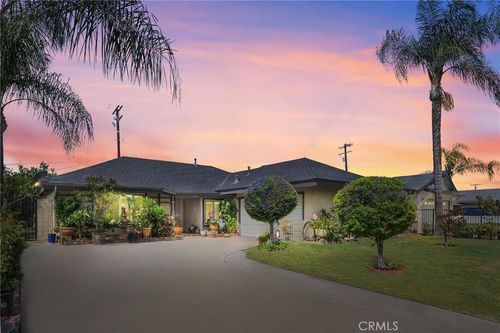 1880 Plaza Serena, Ontario, CA, 91764-3119 | Card Image