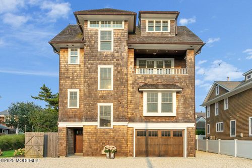 985 Ocean Ave, Mantoloking, NJ, 08738-1714 | Card Image