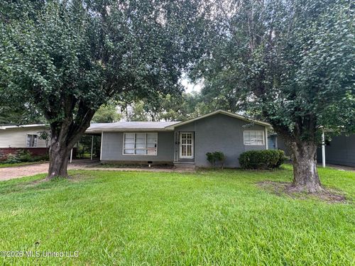 3024 Oak Forest Dr, Jackson, MS, 39212-4116 | Card Image