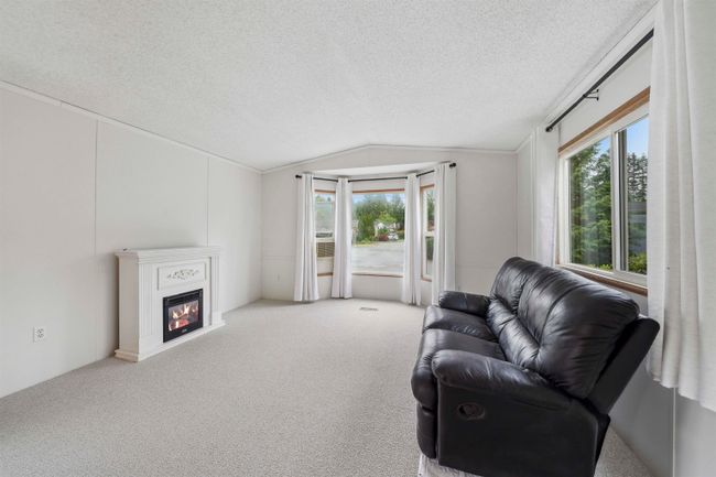 11 - 12868 229 Street, House other with 2 bedrooms, 1 bathrooms and 2 parking in Maple Ridge BC | Image 7