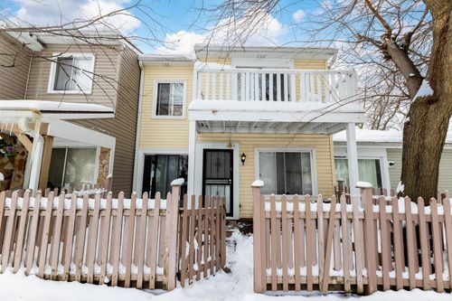 2295 Windsor Ln, Country Club Hills, IL, 60478-5518 | Card Image