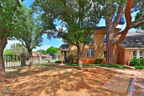 55 Fairway Oaks Blvd, Abilene, TX, 79606-5137 | Card Image