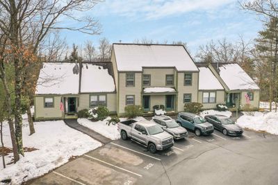 303 - 1465 Hooksett Road, Condo with 2 bedrooms, 1 bathrooms and null parking in Hooksett NH | Image 2