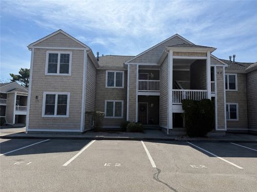 e-1-70 Turner Street, Warwick, RI, 02886 | Card Image