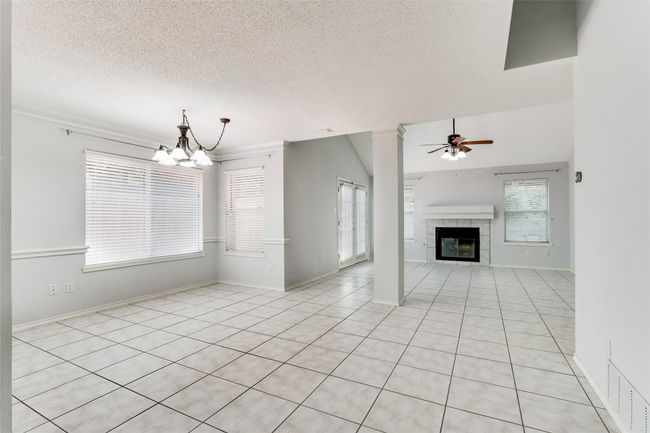 Nice size dining area and open to the family room | Image 6