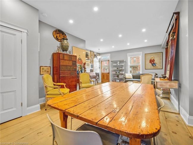 80 Ferrie St W, House other with 2 bedrooms, 2 bathrooms and 1 parking in Hamilton ON | Image 9
