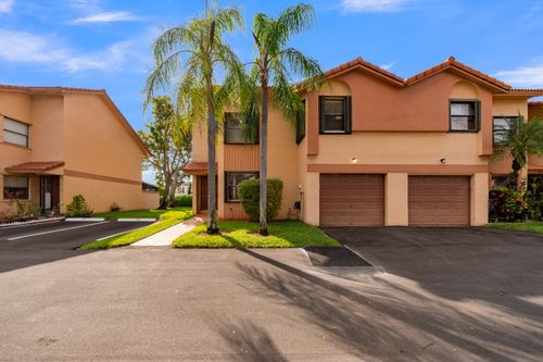 942 Sw 113th Ter, Pembroke Pines, FL, 33025-4302 | Card Image