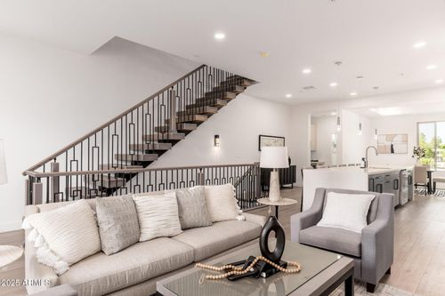 1002-7788 E Main St, Scottsdale, AZ, 85251-4630 | Card Image