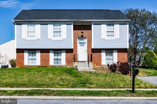 1037 Saint Michaels Dr, BOWIE, MD, 20721-1968 | Card Image