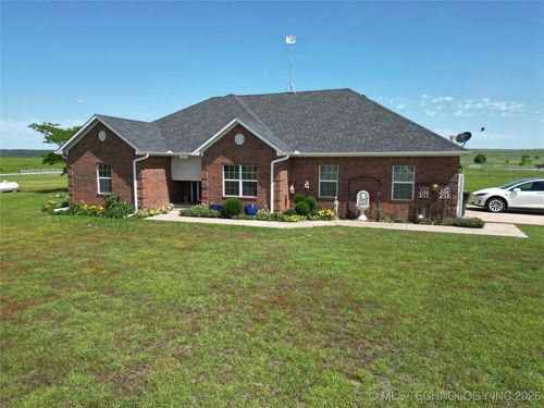 43 Sweet Leaf Dr, Springer, OK, 73458-8086 | Card Image