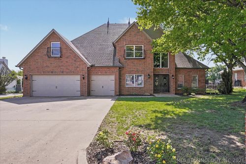 14501 S 50th East Ave, Bixby, OK, 74008-3762 | Card Image