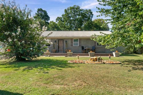 803 W Fisher St, Beebe, AR, 72012-2617 | Card Image