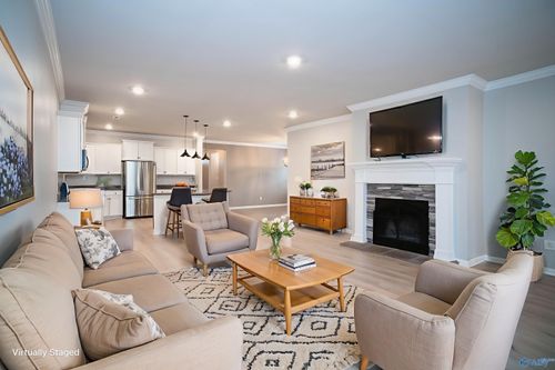 6525 Moon Crest Ln Nw, Huntsville, AL, 35806-3002 | Card Image