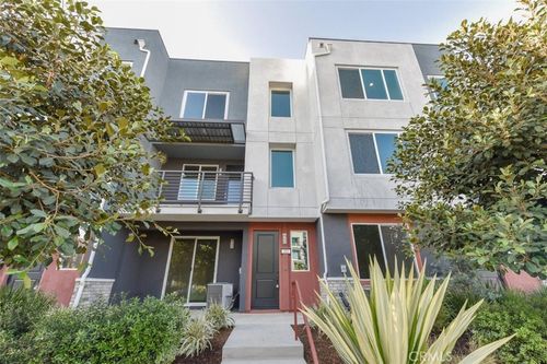 106 Unity Ct, Fountain Valley, CA, 92708 | Card Image